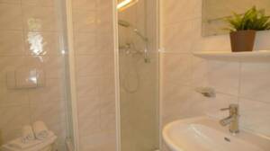 Gepflegte 2-Zimmer-Wohnung - – 1309 Dresden – Vorschaubild 4
