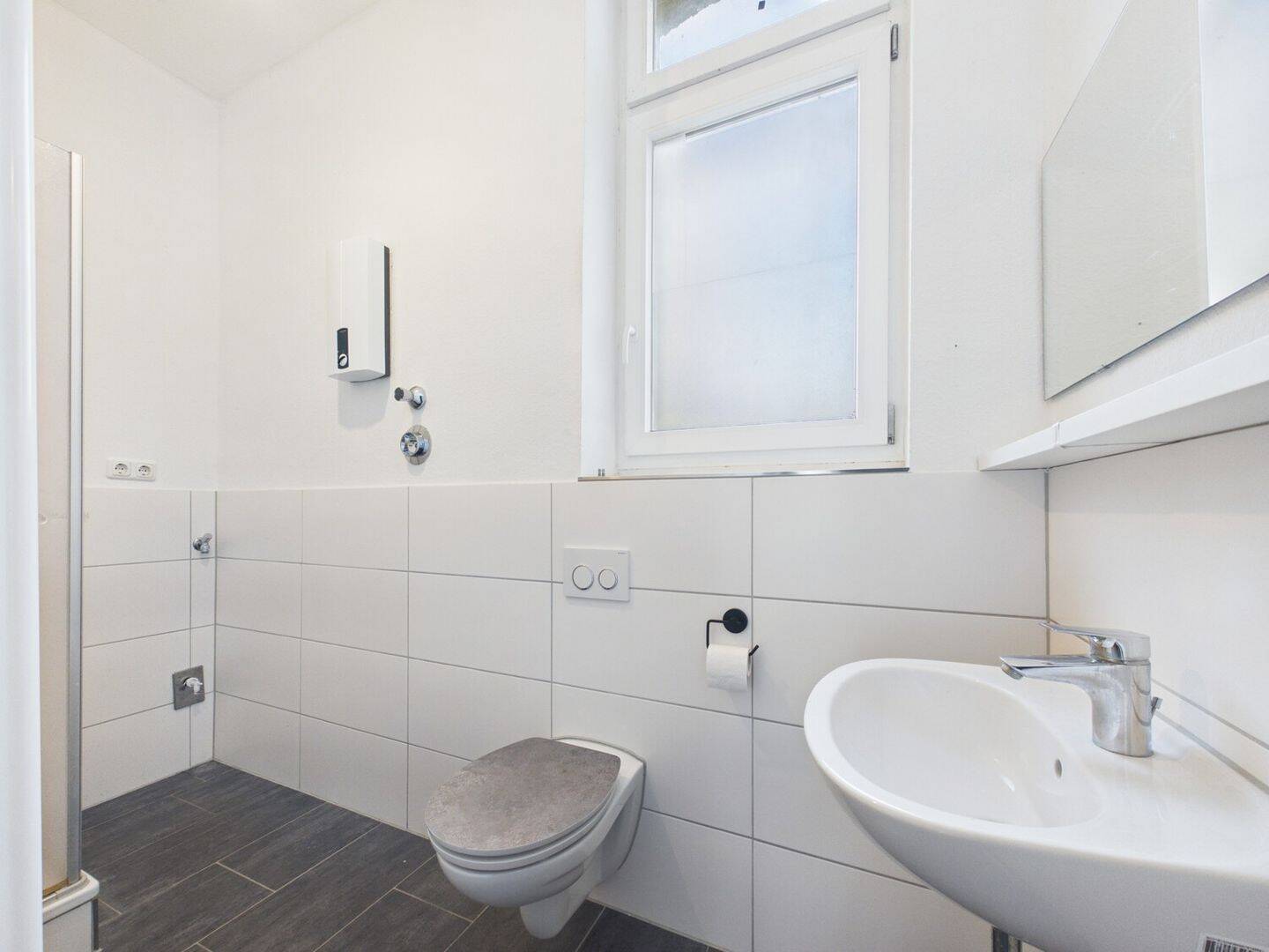 Guter Schnitt & zentrale Lage: Helle Altbauwohnung nahe der Adolfsallee – Wiesbaden – Vorschaubild 6