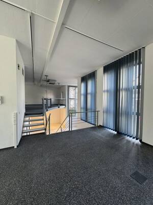 Atelier Wohnung / Gewerbe EG & 3 Wohnungen 2.OG nähe HBF mit Keller und TG STP – 85051 Ingolstadt – Vorschaubild 8