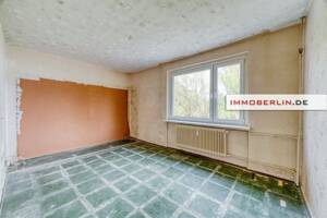 IMMOBERLIN.DE - Beliebte Lage! Sanierungsbedürftige Wohnung mit Südostloggia – 12247 Berlin – Vorschaubild 5