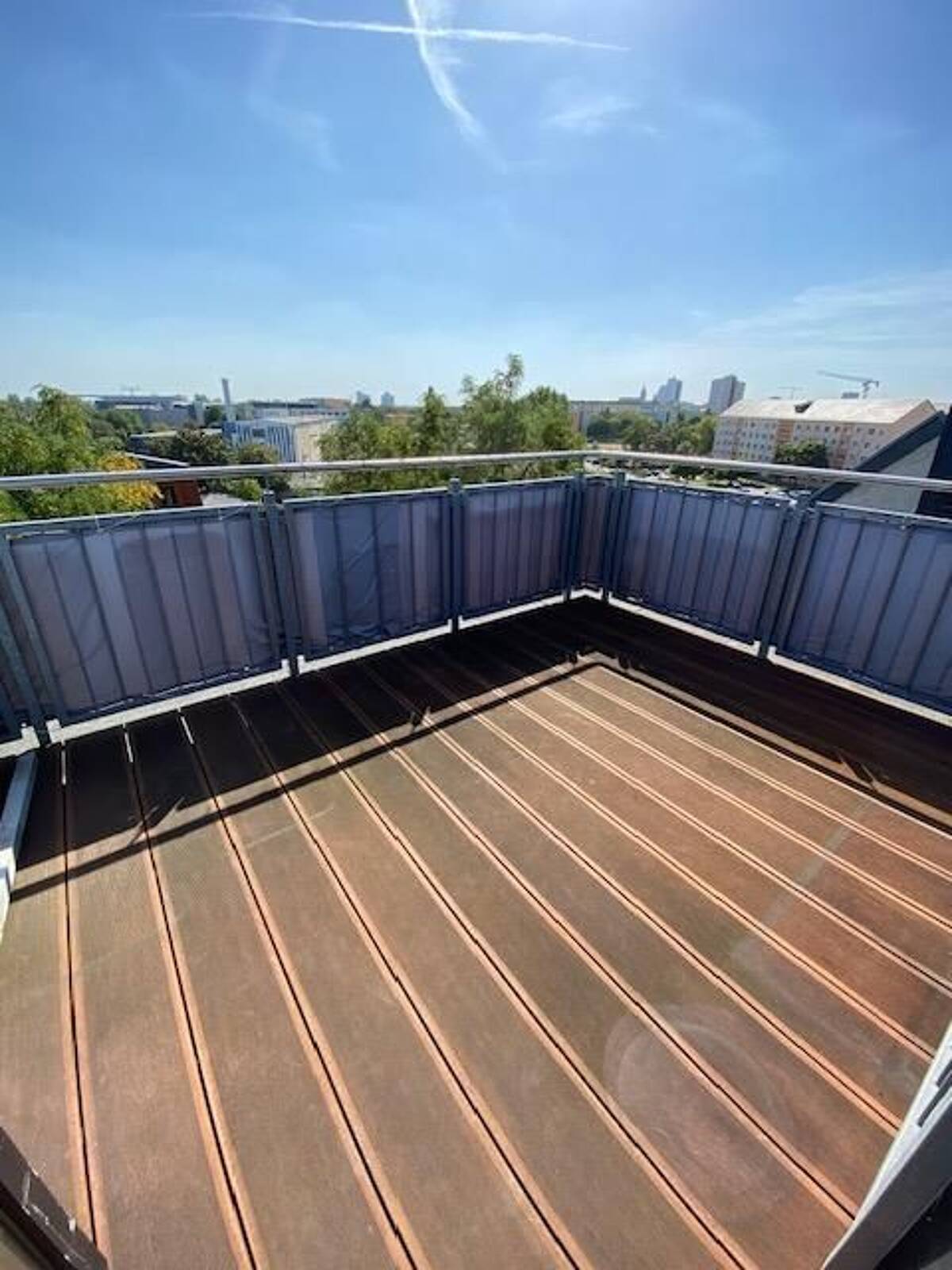 Wohnen über der Stadt sonnige 3-R-Wohnung mit Dachterrasse ca.90 m² zu vermieten – 39106 Magdeburg – Bild 1 von 9