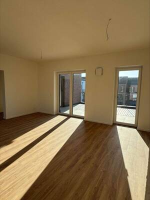 Lichtdurchflutete 3-Zimmer Wohnung am Oldenburger Fliegerhorst in ruhiger Lage ! – 26127 Oldenburg – Vorschaubild 3