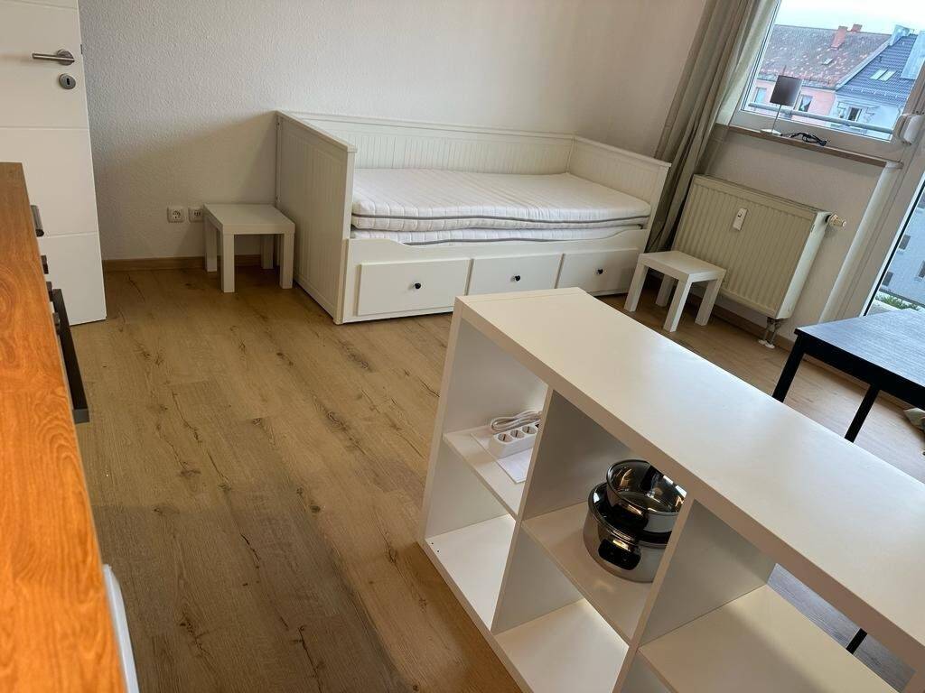 Komplett möbliert - Appartement nahe Haufptbahnhof/Altstadt - neue Küche mit Balkon – Nürnberg – Vorschaubild 3