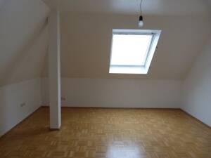Geräumige Einlieger-Dachgeschosswohnung in bevorzugter und "fast" zentraler Lage von Dortmund! – 44141 Dortmund – Vorschaubild 2