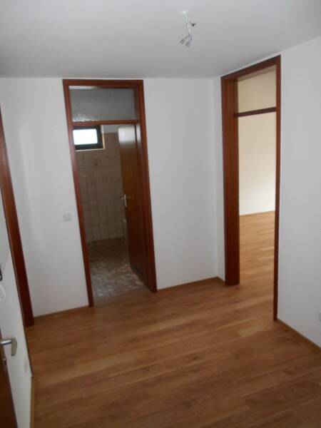 VERMIETETE 2 ZIMMERWOHNUNG - BALKON - EINBAUKÜCHE - LIFT - 2. OG - N-WÖHRD – Nürnberg – Vorschaubild 8
