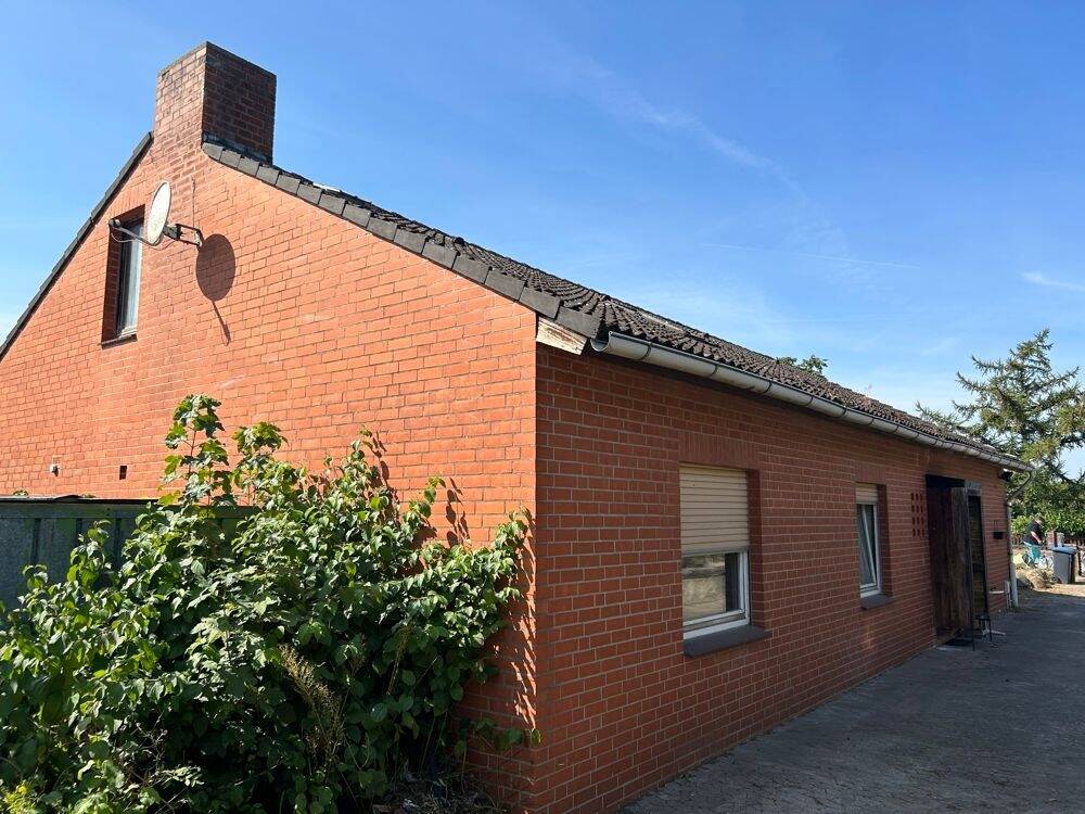 Sanierungsbedürftiges Einfamilienhaus in Bleckede Alt Wendischthun – Bleckede – Bild 1 von 9