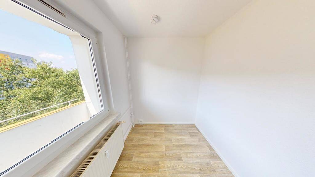 Ebenerdig erreichbare 1-Raum-Wohnung mit Balkon – Chemnitz – Vorschaubild 2