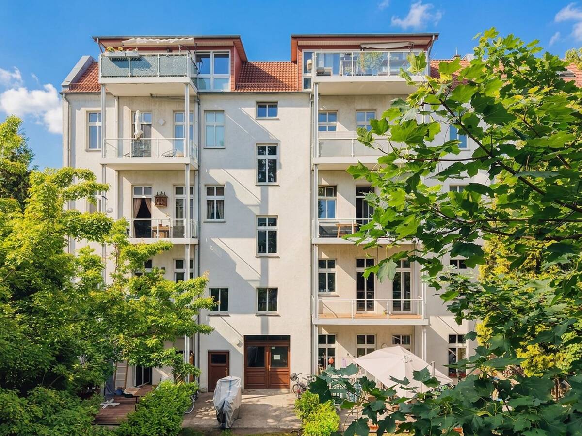 Gut vermietete Kapitalanlage mit Potential * 2 Zimmer mit Balkon – 12489 Berlin – Bild 1 von 4