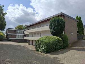 Interessantes Renditeobjekt mit Potential: Mehrfamilienhaus mit Einfamilienhaus und abtrennbarem Baugrundstück