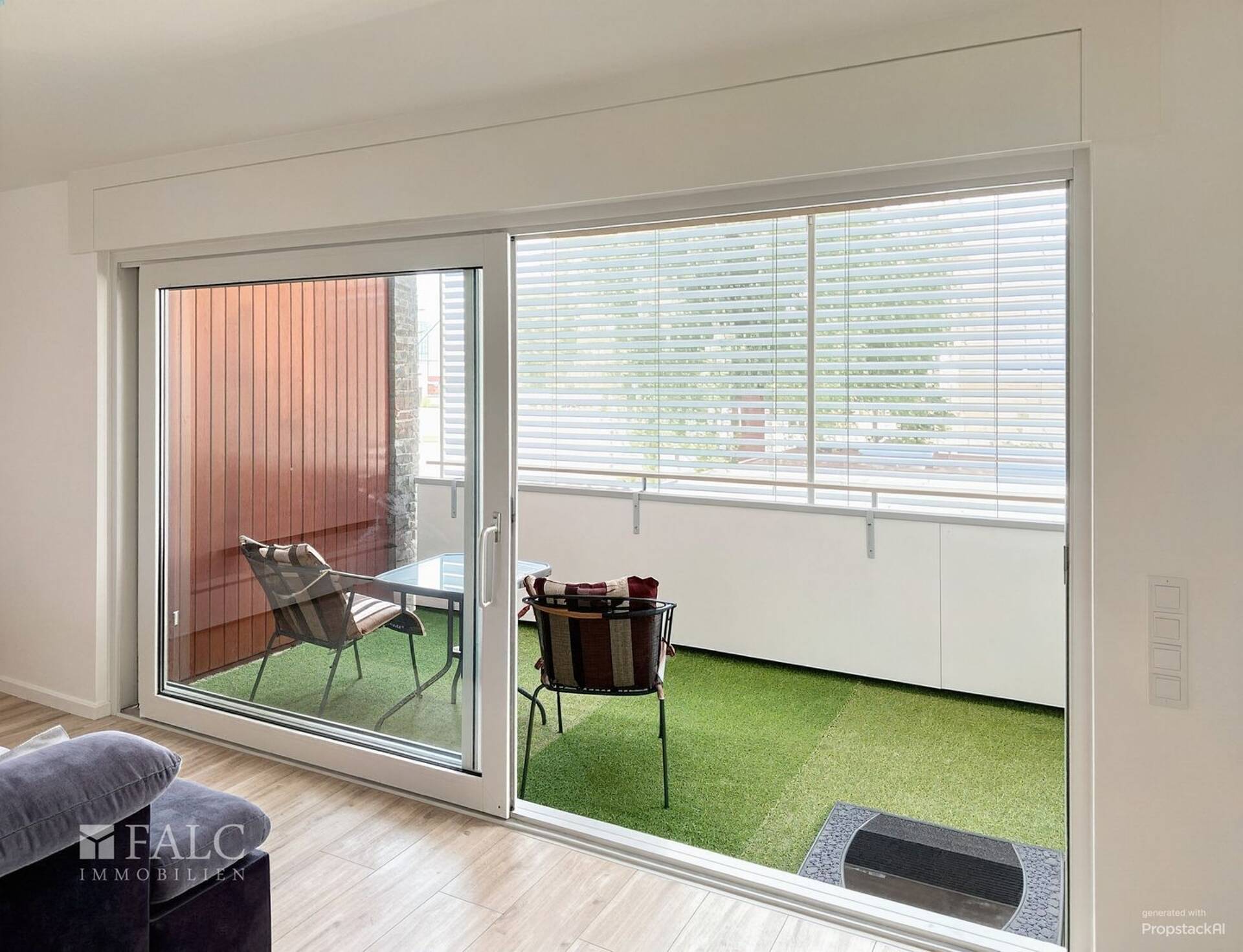 Mehrfamilienhaus in 50735 Köln mit 348,38 m² kaufen