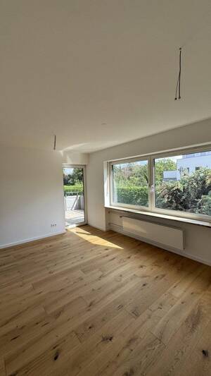 Komplett saniert: 3 Zimmer, Echtholzparkett, großer Balkon, Wärmempumpe - provisionsfrei – 85356 Freising – Vorschaubild 8