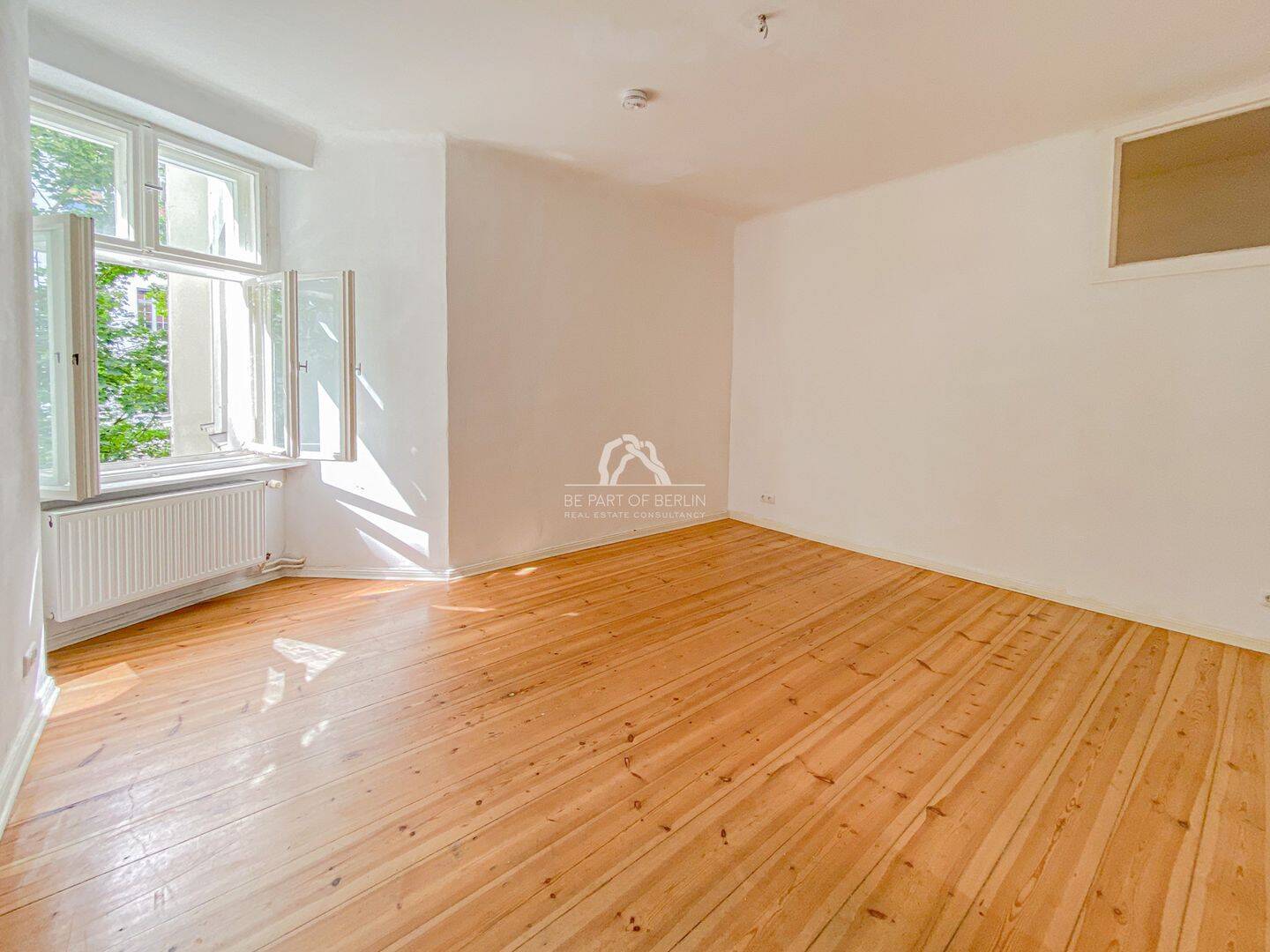 SUPERINTERESSANTE UND KLASSISCH SCHÖNE ALTBAUWOHNUNG! RUHIG LAGE IM GARTENHAUS! PROVISIONSFREI! – Berlin – Vorschaubild 5