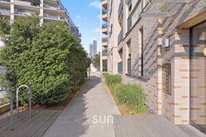 ***EUROPAVIERTEL TOP LAGE*** 3 Zi. Wohnung mit hochwertige EBK, Loggia, Terrasse und Garten – 60327 Frankfurt am Main – Vorschaubild 2