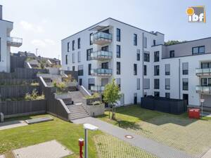 +++ IBF Immo +++ Seniorenger. vermietete ETW mit Balkon, TG - Platz und EBK am Alsdorfer Tierpark – 52477 Alsdorf – Vorschaubild 1
