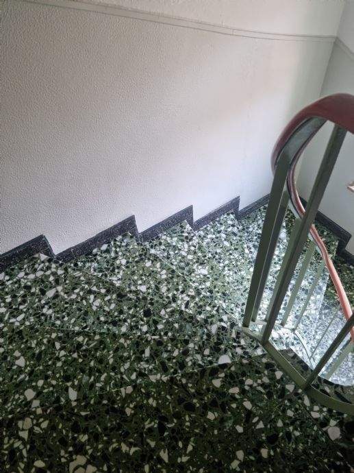 Top geschnittene und renovierte Altbauwohnung mit Flair und großer Terrasse. Nähe Tierpark ! Traumhafter Ausblick ins Wäldchen ! – Mönchengladbach – Vorschaubild 7