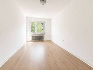 Helle 4,5-Zimmer-Wohnung im Herzen von Bochum – 44787 Bochum – Vorschaubild 3