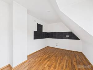 Charmante Dachgeschosswohnung mit 96m² Wohn-Nutzfläche! Möglichkeit zur Maisonette in Nürnberg Thon – 90425 Nürnberg – Vorschaubild 8