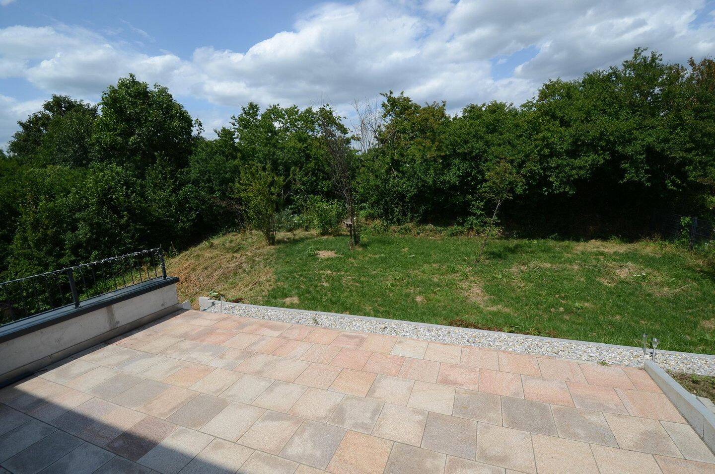 Wohnen und Arbeiten in einem Haus in ruhiger Lage – Geretsried – Vorschaubild 3