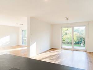 Einziehen und wohlfühlen! Hochwertige 4-Zimmer-Wohnung mit viel Sonne! – 22143 Hamburg – Vorschaubild 1