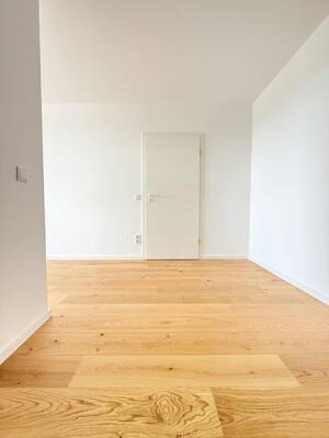 FREI Wunderschöne 1,5-Zi-Whg mit großem Balkon – 81477 München – Vorschaubild 4
