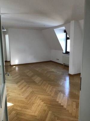 Thomaskirchhof - beeindruckende DG-Maisonettenwohnung mit Einbauküche und 4 Räumen in Bestlage – 4109 Leipzig – Vorschaubild 5