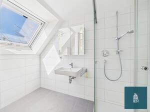 Renovierte 3,5-Zimmer Wohnung mit Außenstellplatz in der Neckarvorstadt – 70376 Stuttgart – Vorschaubild 3