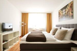 Gemütlich möblierte Wohnung mit Balkon am Zülpicher Platz – 50676 Köln – Vorschaubild 9
