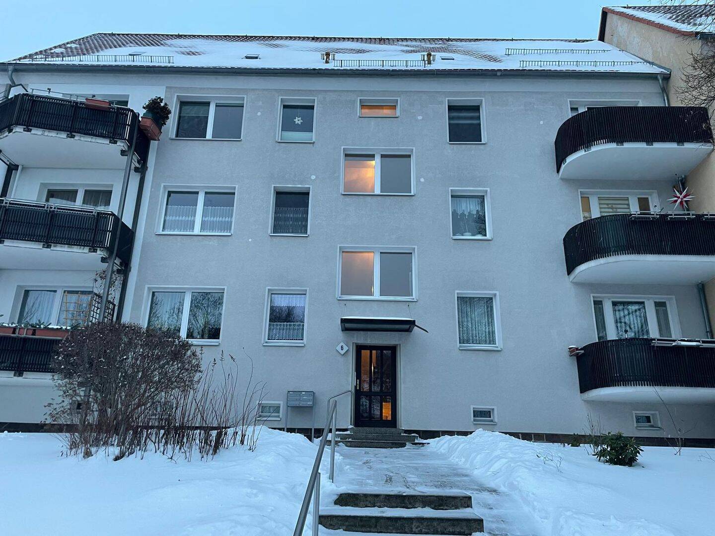 Renditestarke Gelegenheit: 3-Zimmer-Wohnung mit Balkon – Freiberg – Bild 1 von 5