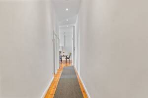 Zentrale Ruheoase – Sanierte 2-Zimmer-Altbauwohnung mit zeitloser Ausstattung – 10115 Berlin – Vorschaubild 3