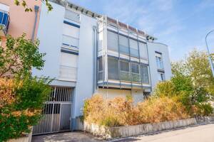 Freiburg-Rieselfeld - Vermietete 2-Zimmer-Erdgeschosswohnung mit zwei Terrassen, Garten & Stellplatz – 79111 Freiburg im Breisgau – Vorschaubild 4