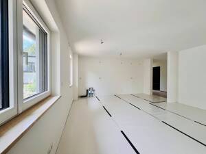 RESERVIERT : Neubau-3-Zimmer-Etagenwohnung mit sonnigem Süd-West-Balkon in stadtnaher Lage – 81825 München – Vorschaubild 3