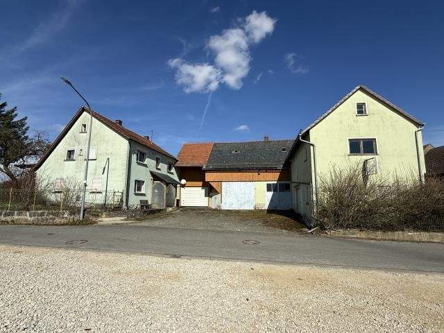 Weismain OT - Sanierungsbedürftiges Wohnhaus mit Scheune und Nebengebäude/Lager – Weismain – Vorschaubild 6
