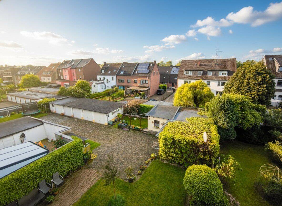 Komplett renovierte, sanierte 3 ½ Raum Dachgeschosswohnung in ruhiger Lage von Sterkrade