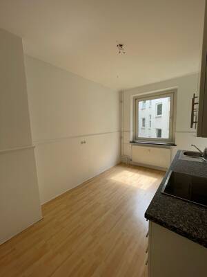 Schöne 3-Zimmer-Wohnung zentral in Eimsbüttel