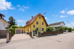 Ein Haus mit Herz und Zukunft - vermietetes Zweifamilienhaus auf über 1.000 m² Grundstück – 80999 München – Vorschaubild 2