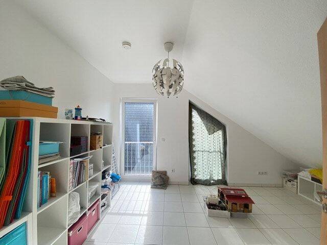 Energieeffizientes, junges Einfamilienhaus in Split-Level – Kaarst – Vorschaubild 9