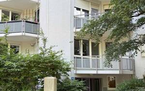 Frisch renovierte 2-Zimmer-Maisonette in ruhiger Lage am Olympiapark in München-Neuhausen/Moosach