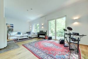 Modernisiertes Einfamilienhaus mit großem Garten in urbaner Bestlage – 40474 Düsseldorf – Vorschaubild 7