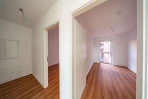 Neubauwohnung mit Fußbodenheizung im Erstbezug / WBS 180 erforderlich – 13599 Berlin – Vorschaubild 8