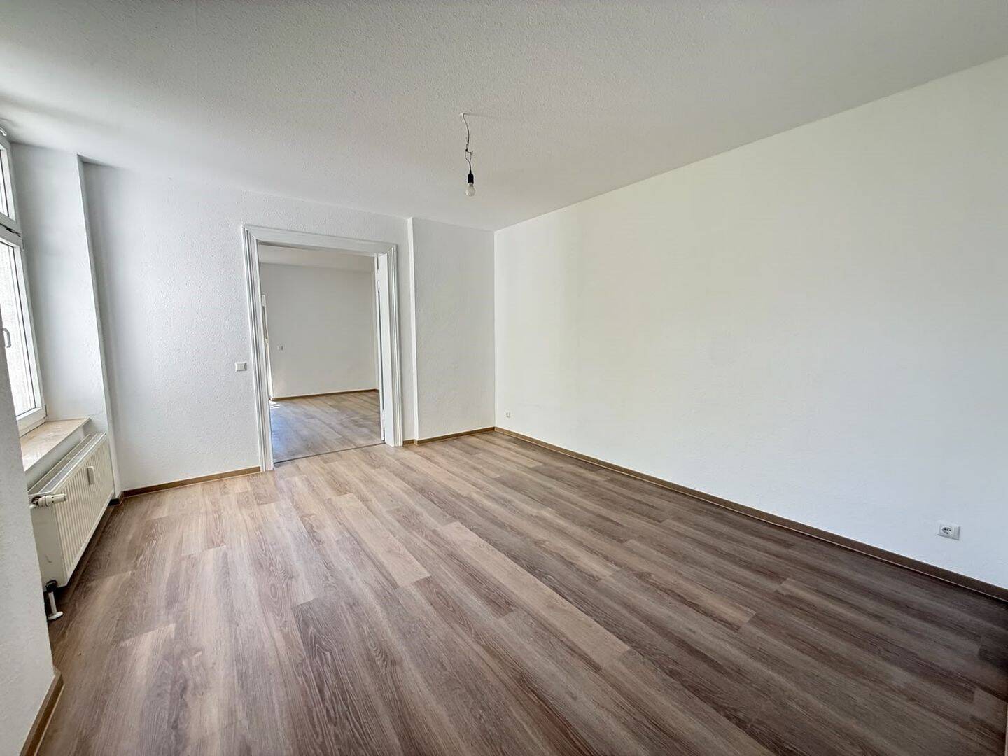 Attraktive Erdgeschosswohnung mit Terrasse und viel Platz zum Wohlfühlen – Magdeburg – Vorschaubild 3