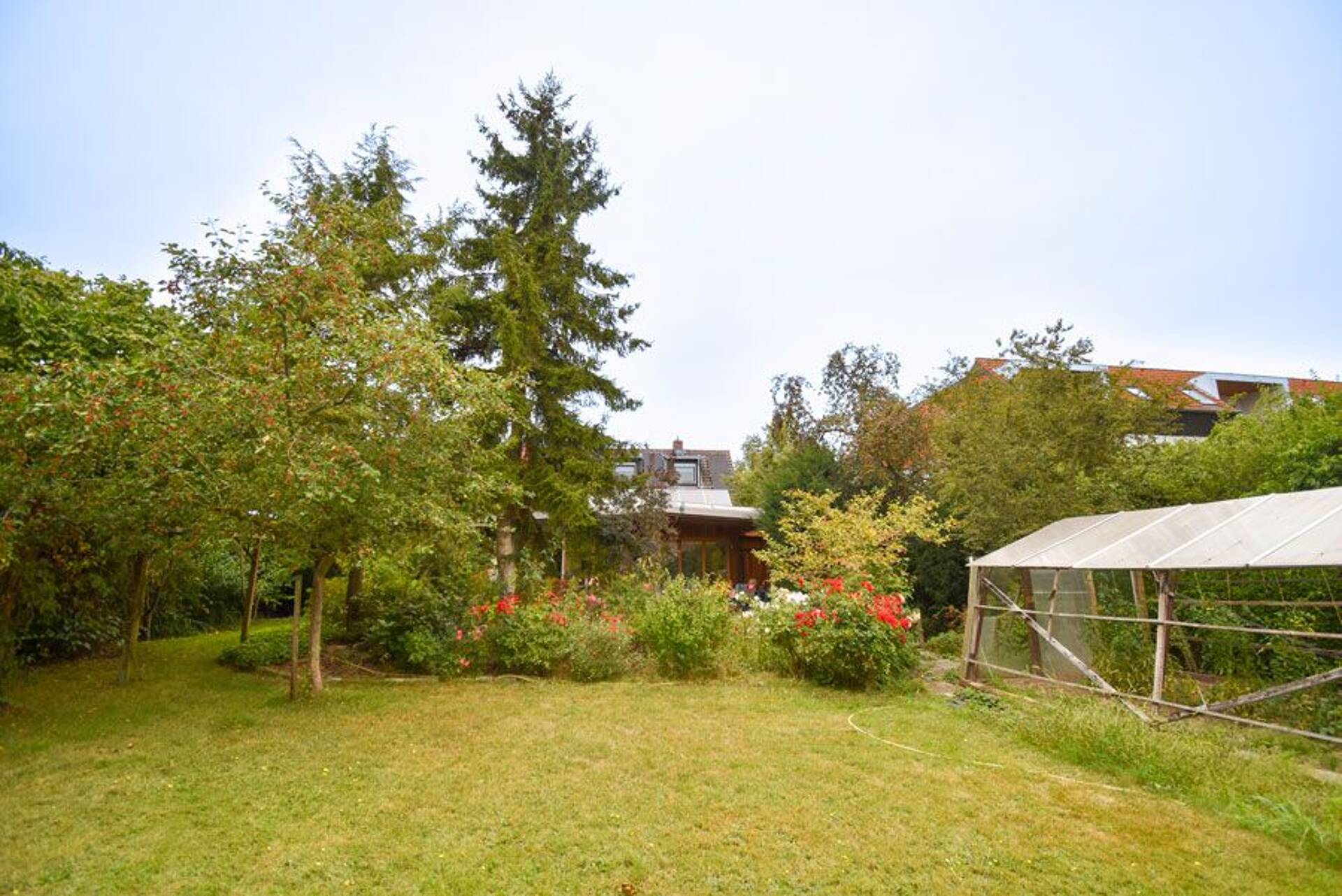 Mehrfamilienhaus in 38304 Wolfenbüttel, Niedersachsen mit 298 m² kaufen