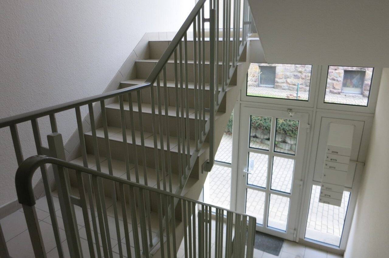 Single-Traum-Wohnung als Anlage mit Potential - Küche und Bad mit Fenster, Balkon sowie Stellplatz! – Chemnitz – Vorschaubild 3