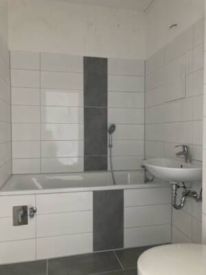 Frisch saniert im 2.Obergeschoß