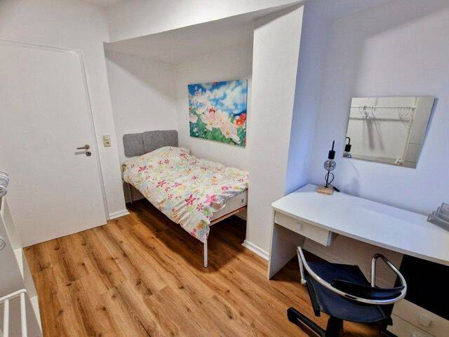 U57.Koeln-Living.de WG-Zimmer direkt am Rhein – Köln – Vorschaubild 2