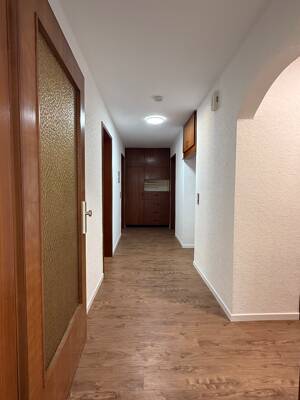 Frisch renoviert: 106 m² 4-Zi.-Wohnung mit Balkon und Bergblick in Lauterbach – 78730 Lauterbach – Vorschaubild 9