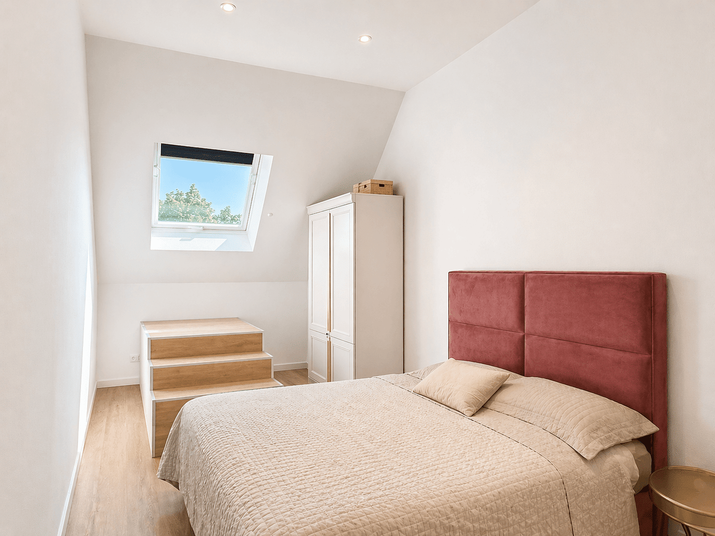 Moderne 2-Zi.-Whg. mit Charme - möbliert & offene Küche – Düsseldorf – Vorschaubild 4