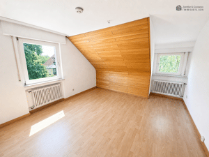 HELLE 3-ZI.-DG-WHG.: Balkon * ca. 85 qm * TL-Bad + sep. Wc * S-Luginsland (max. 2 Pers.) * ab sofort – 70327 Stuttgart – Vorschaubild 2