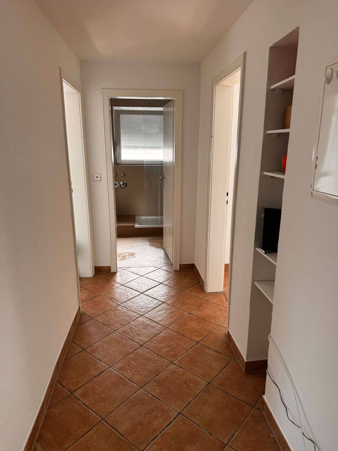 möbliertes Zimmer in Karlsruhe für Wohnen auf Zeit – Karlsruhe – Vorschaubild 3