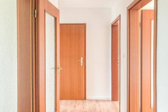 Erstbezug nach Renovierung +++ 3-Zimmer-Wohnung mit Balkon 1. OG – Chemnitz – Vorschaubild 6