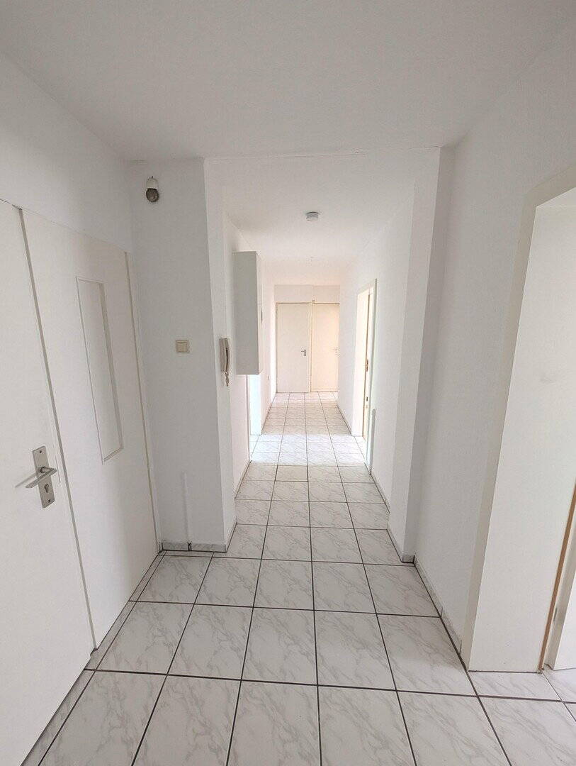 Helle 3-Zimmer-Wohnung optional mit Küche - Nähe Borsigplatz (Dortmund) – Dortmund – Vorschaubild 2